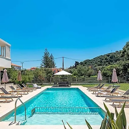 Capriccio Hotel 3*